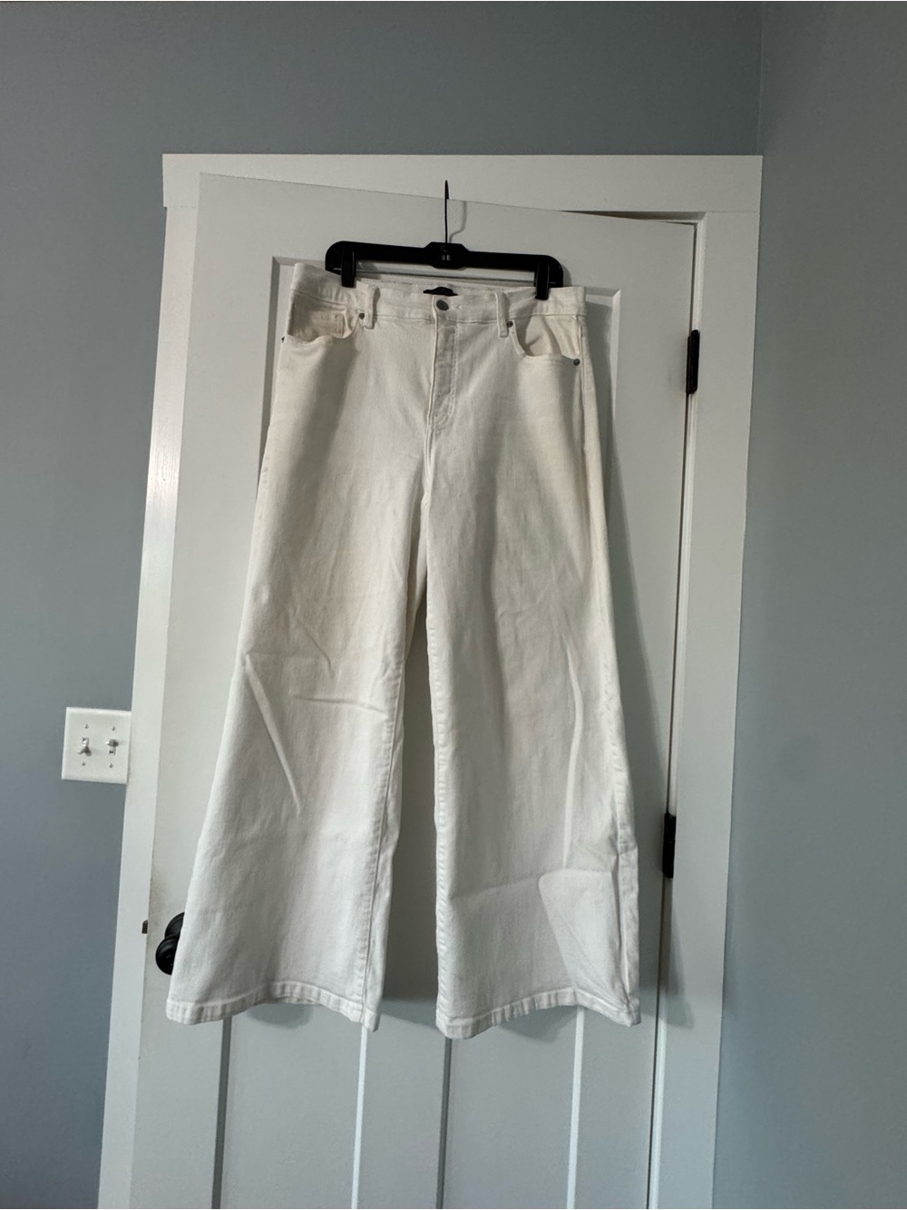 Banana Republic Wide-Leg White Jeans
